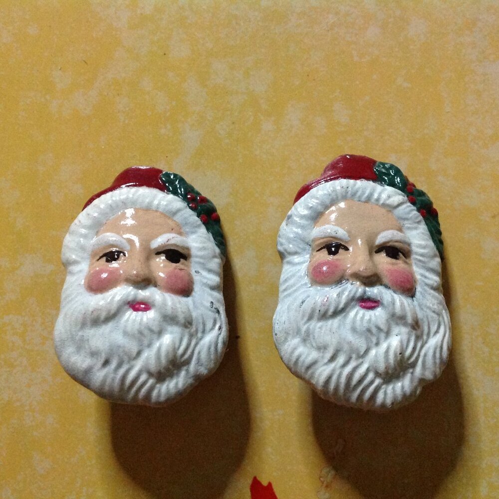 Rare Vintage Handmade Ceramic Santa Head Clip Back Earrings